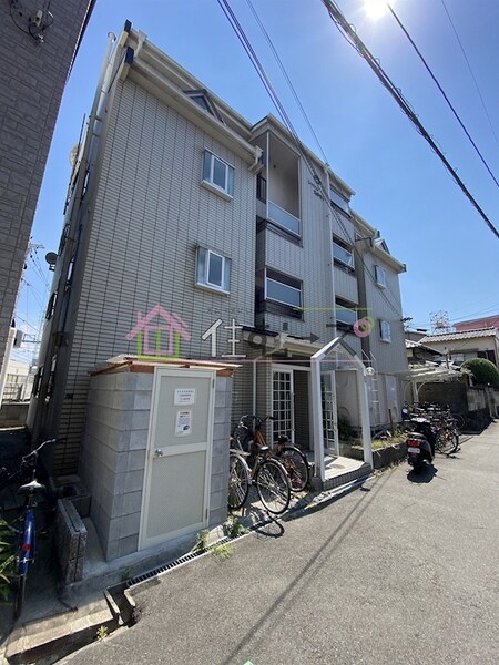シャトルスギモト外観写真
