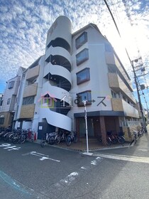 Crestの外観写真