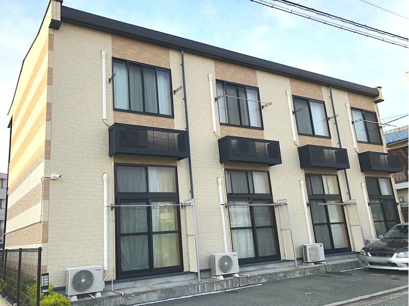 レオパレス香ヶ丘の物件外観写真