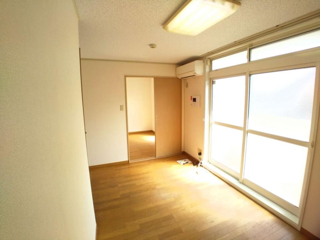 物件内観写真6　(使いやすく機能的なお部屋)