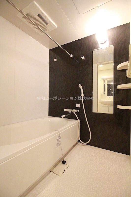 物件内観写真7　(浴室1418ｻｲｽﾞで広いです。)