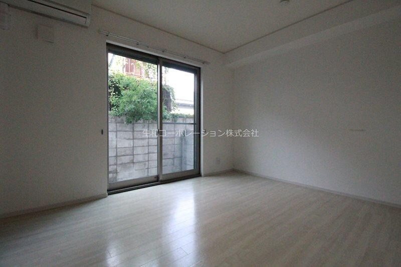 物件内観写真16　(洋室6.1帖)