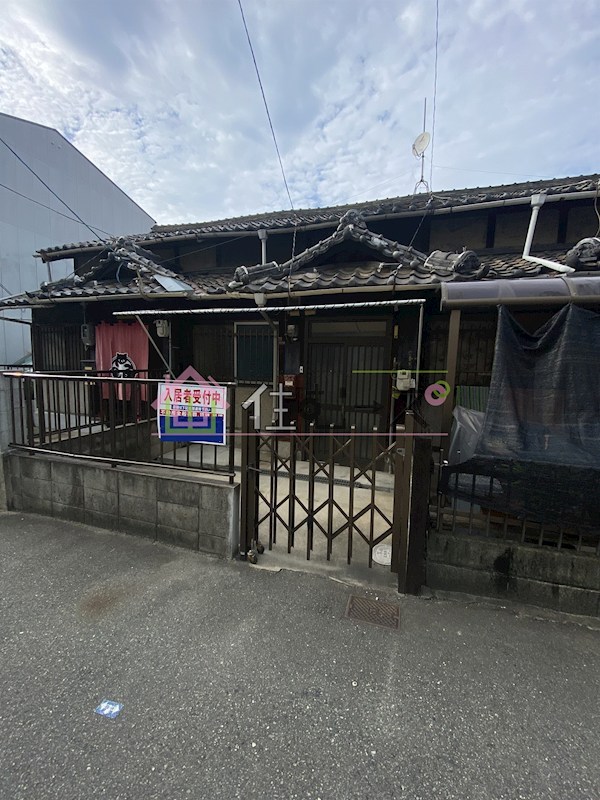 野村貸家