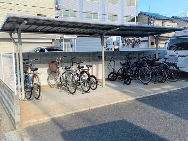 その他(自転車置き場)