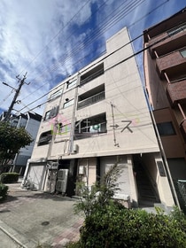 エル東三国の外観写真