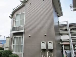 レオパレスリベルテ外観写真
