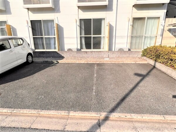 その他(駐車場は別料金となります。)