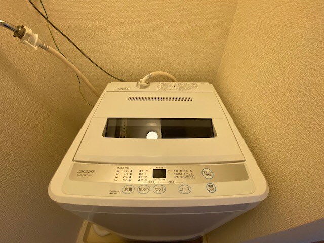 物件内観写真13　(家電はメーカーにより異なります。)