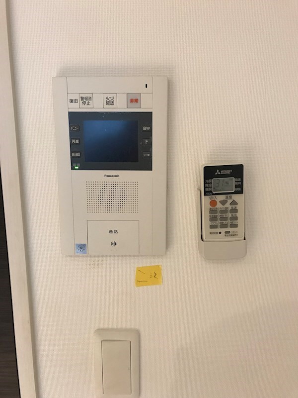 物件内観写真10　(TVモニター付きインターホン)