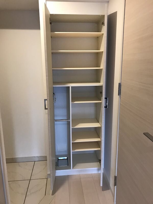 物件内観写真13　(シューズボックス)