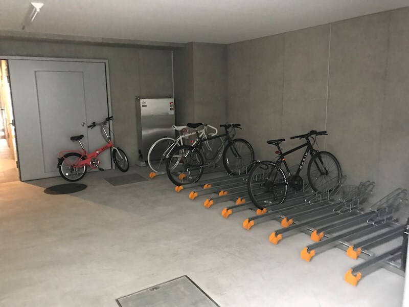 物件内観写真16　(駐輪場・バイク置き場有)