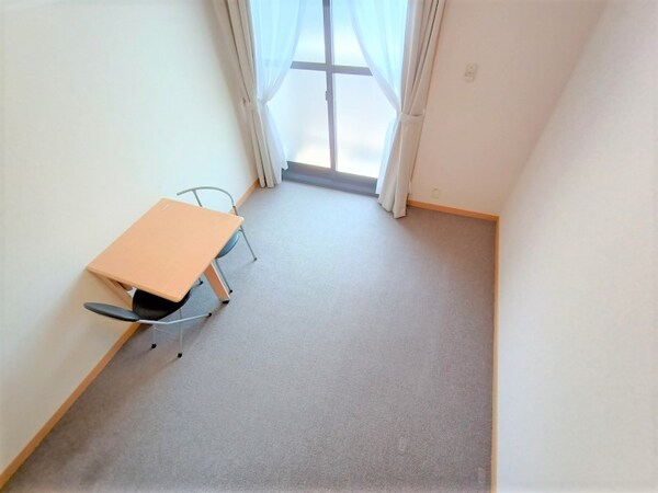 リビング(家電・家具付きのお部屋です。)
