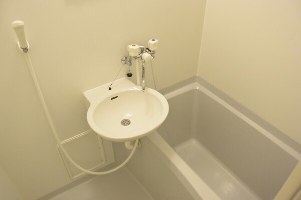 風呂画像(1日の疲れを癒せます)