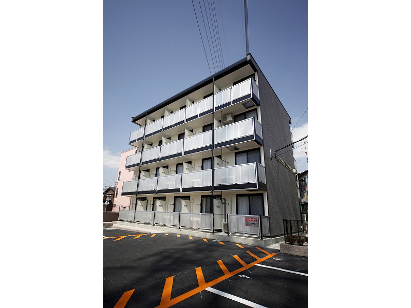 レオパレス高尾III
