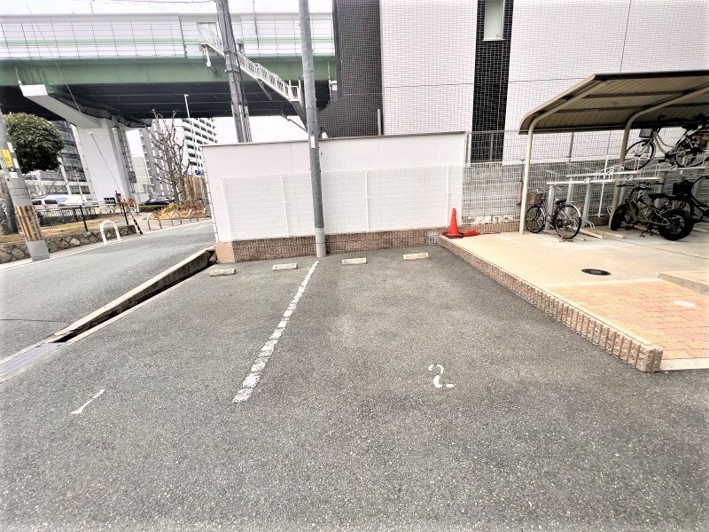 物件内観写真14　(駐車場は別料金となります。)