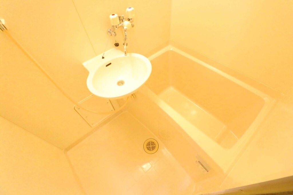 物件内観写真5　(同タイプの物件写真です。)