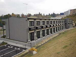 レオパレス津田山手外観写真
