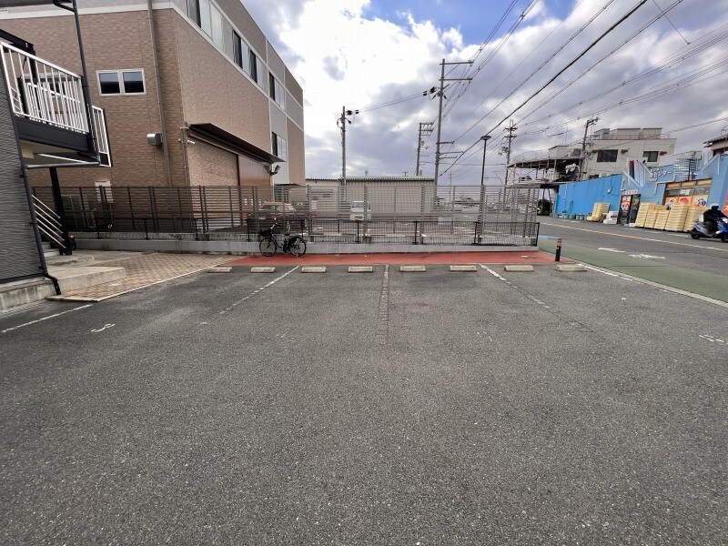 物件内観写真15　(駐車場は別料金となります。)