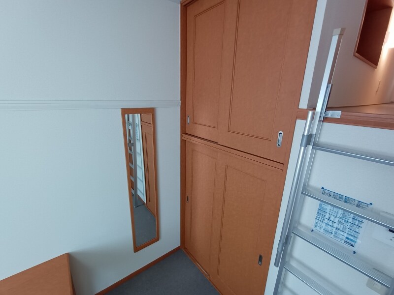 物件内観写真16　(実際の収納は仕様が異なる場合がございます)