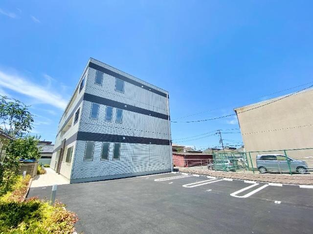 物件外観写真3　(外観写真（昼）)