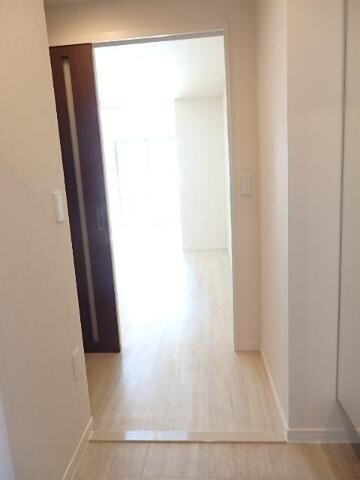 物件内観写真16　(玄関)