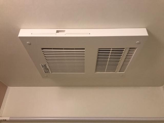 物件内観写真14　(浴室乾燥機)