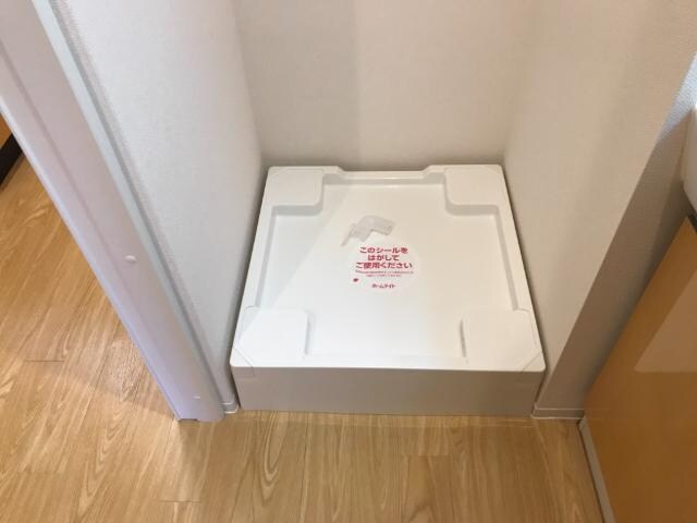 物件内観写真18　(室内洗濯機置場)