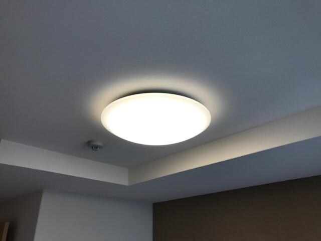 物件内観写真22　(照明器具)