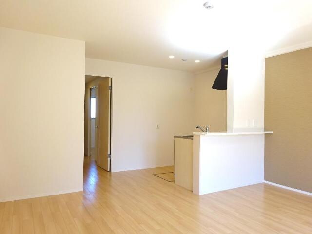 物件内観写真4　(室内)