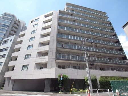パークキューブ四谷三丁目（Ｐａｒｋ Ｃｕｂｅ 四谷三丁目）外観写真