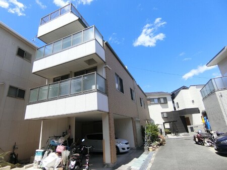 大浦ビル外観写真