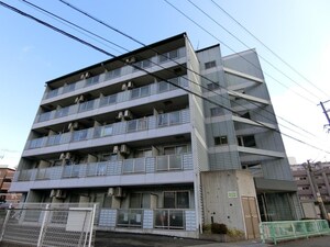 ドマーニ外観写真