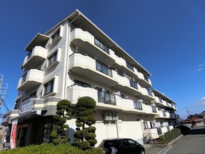 第二ドゥエルなかせい外観写真
