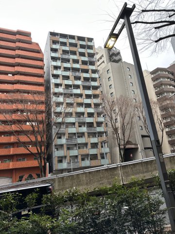 ZOOM都庁前