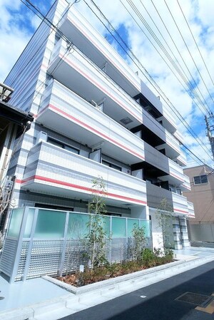 PREMIUM　CUBE　西大島外観写真