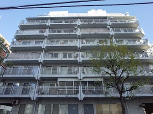 小田急駿河台マンション外観写真