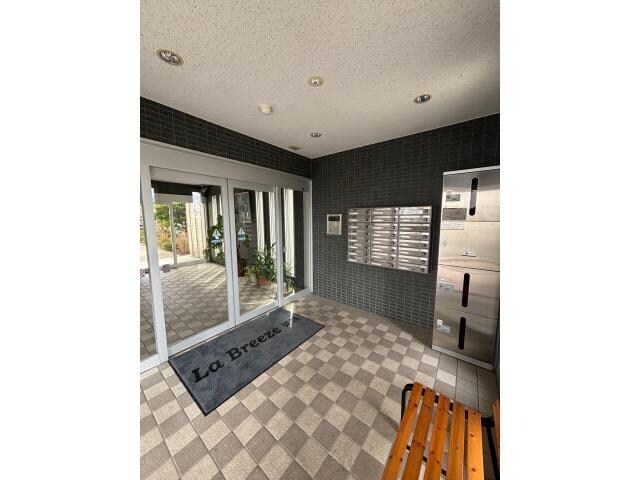 物件内観写真19　(オートロックで安心安全)