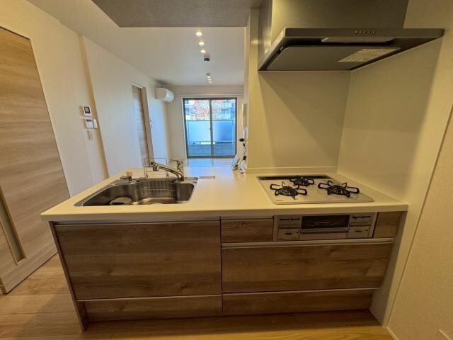 物件内観写真5　(対面キッチンで開放的です！)