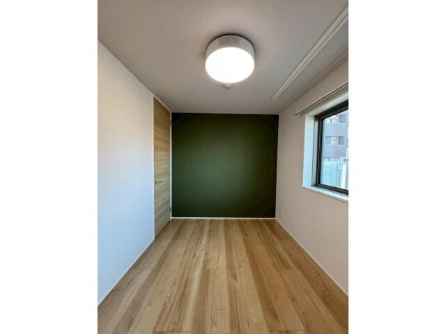 物件内観写真11　(プロジェクター付き照明有り♪)