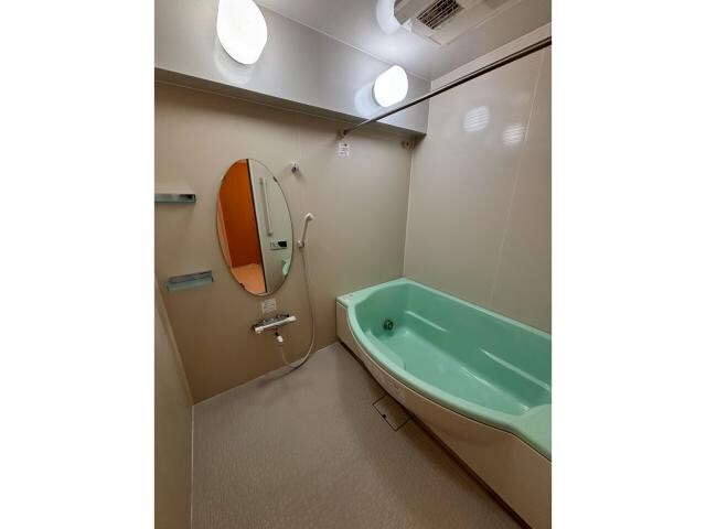 物件内観写真5　(追焚機能でいつでも温かいです♪)