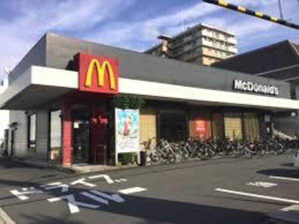 周辺環境(マクドナルド 東大阪岩田店 1619m)