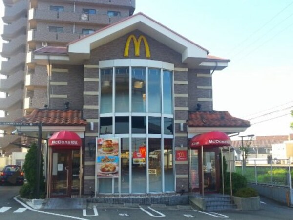 周辺環境(マクドナルド 中央大通り長田店 1315m)