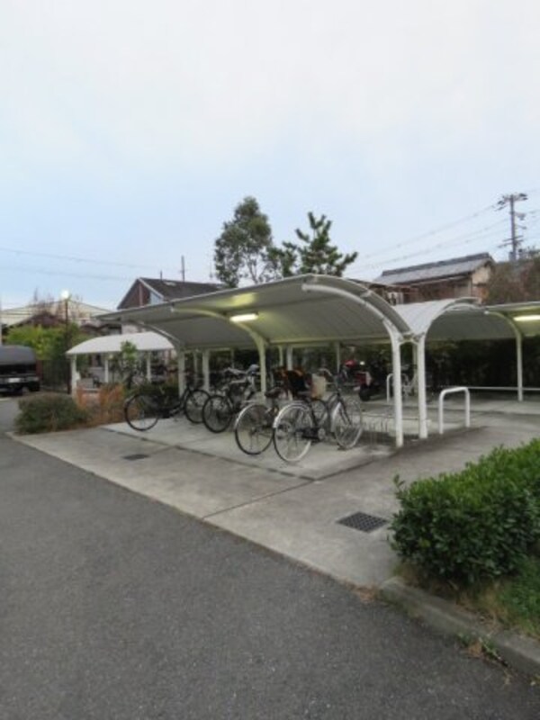 建物設備(自転車置き場)