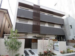 シャーメゾン八戸ノ里外観写真