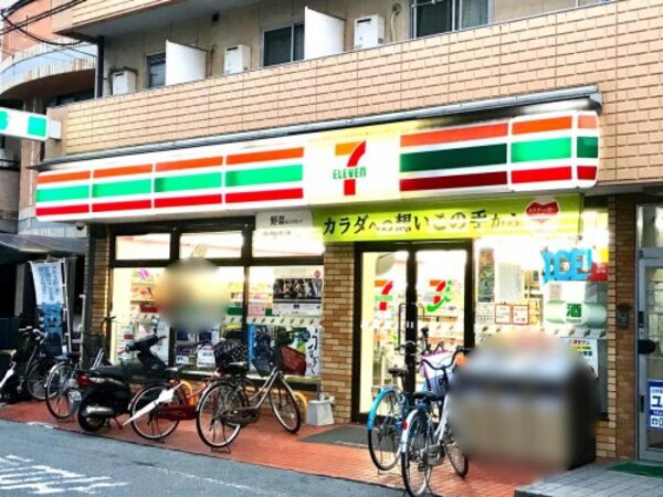 周辺環境(セブンイレブン 東大阪近江堂2丁目店 392m)