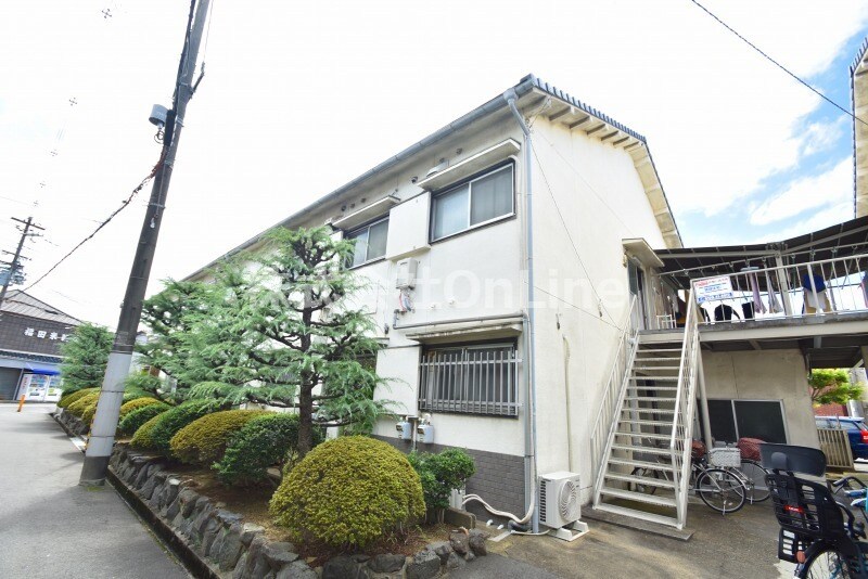 勝和園本館の物件外観写真