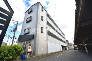 ワイズシステムビル外観写真
