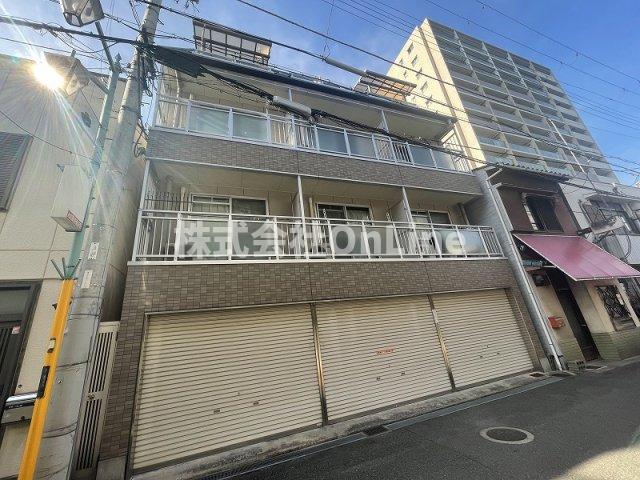 エルハウス