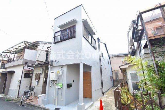 岩田町6丁目テラスハウスの物件外観写真