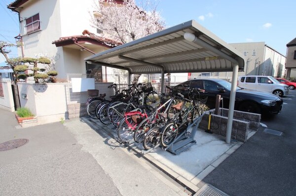 建物設備(駐輪場)